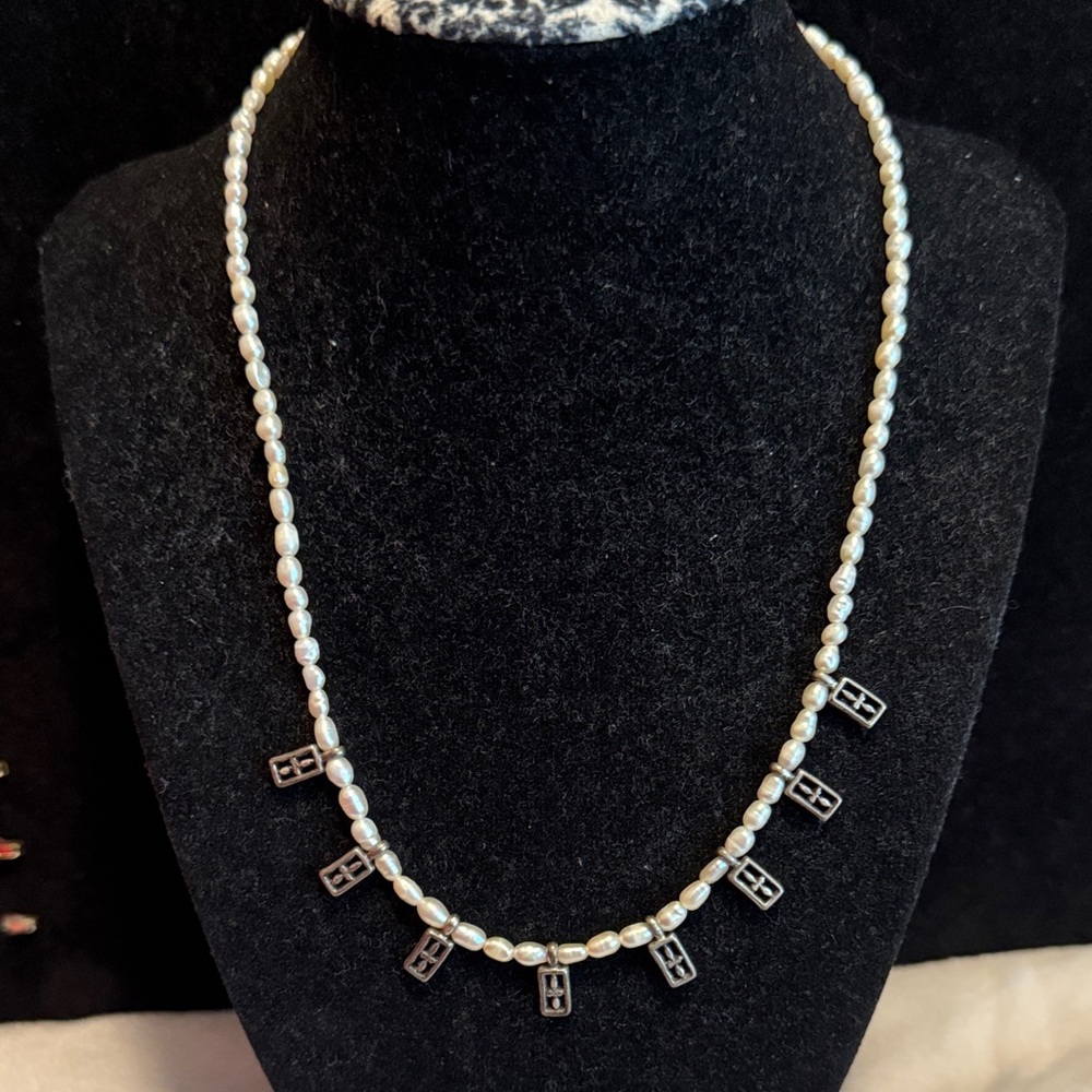 Vintage Napier Genuine Pearls  with Silver Tone Accents Necklace